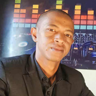 Andry Nirina RANDRIAMIHARISOA Andry Nirina RANDRIAMIHARISOA